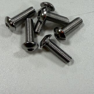 VIS POUR RAMPE DE ROUE